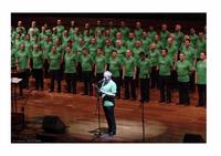 London Gay Men's Chorus diretto da Charles Beale