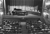 I pianisti Bruno Canino e Antonio Ballista durante un incontro con Pierre Boulez