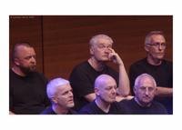 London Gay Men's Chorus diretto da Charles Beale