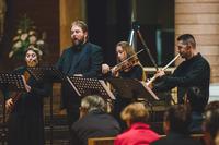 Allievi della Civica Scuola di Musica ''Claudio Abbado'' di Milano diretti da Pietro Modesti nella Chiesa del Santo Volto