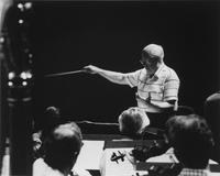 Mstislav Rostropovich prova con l'Orchestra e Coro del Teatro Kirov di Leningrado al Teatro Regio