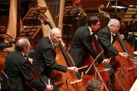 L' Orchestra Filarmonica di San Pietroburgo diretta dal maestro Yuri Temirkanov