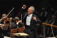 L' Orchestra Filarmonica di San Pietroburgo diretta dal maestro Yuri Temirkanov