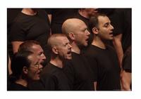 London Gay Men's Chorus diretto da Charles Beale