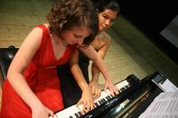 Le pianiste Susanna Shizuka Salvemini e Martina Consonni