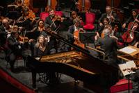 Mondi - Zubin Mehta dirige la Israel Philharmonic Orchestra. Al pianoforte Martha Argerich