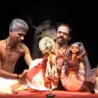 Kerala, India del sud. PÂVAKATHAKALI, Marionette a guanto del Kerala