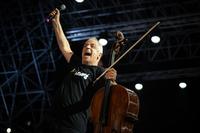 100 CELLOS Giovanni Sollima Enrico Melozzi