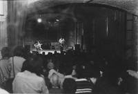 Derek Bailey alla chitarra e Ivan Parker al sassofono durante la serata "Improvvisazione fra tradizione jazzistica e sperimentalismo"