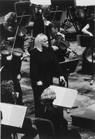 La mezzosoprano Lucia Valentini Terrani durante il concerto della Chamber Orchestra e del Coro Filarmonico di Praga