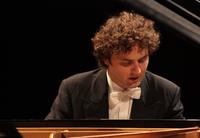 Il pianista Giuseppe Albanese al Teatro Vittoria