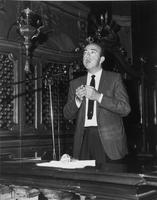 L'organista Roberto Cognazzo nella Chiesa di San Giovanni Evangelista