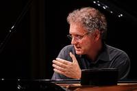 IL PIANOFORTE DI BEETHOVEN – Andrea Lucchesini, pianoforte