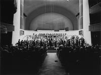 Orchestra Sinfonica e Coro di Torino della Rai diretta da Zoltan Pesko