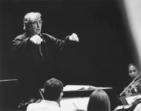 Luciano Berio dirige la London Symphony Orchestra al Teatro Regio