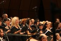 L'Orchestra Sinfonica Nazionale della Rai e il Coro del Teatro Regio al Palaolimpico Isozaki