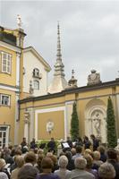 L'Ottetto di fiati Regio Concentus del Teatro Regio di Torino nel cortile interno della Fondazione Accorsi-Ometto