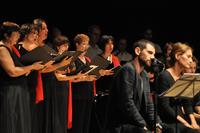 Il Coro Eufoné diretto da Alessandro Ruo Rui al Teatro Vittoria