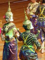 Danzatori e musicisti del Teatro Nazionale di Cambogia