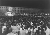 Piazza San Carlo gremita al concerto di Angelo Branduardi per l'Unicef