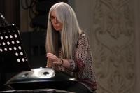 Suonare lo spazio - la percussionista Evelyn Glennie