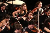 Giovani passi - L' Orchestra degli studenti dei Conservatori di Torino e di Milano diretta da Francesco Cilluffo