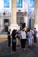 Il giorno dei cori - DOMINO - Il pubblico all'ingresso