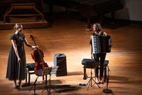 RESPIRI - Ksenija Sidorova, fisarmonica, Camille Thomas, violoncello
